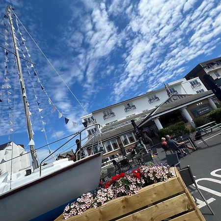 Inn On The Prom At The Fernlea Hotel Lytham St Annes Bagian luar foto